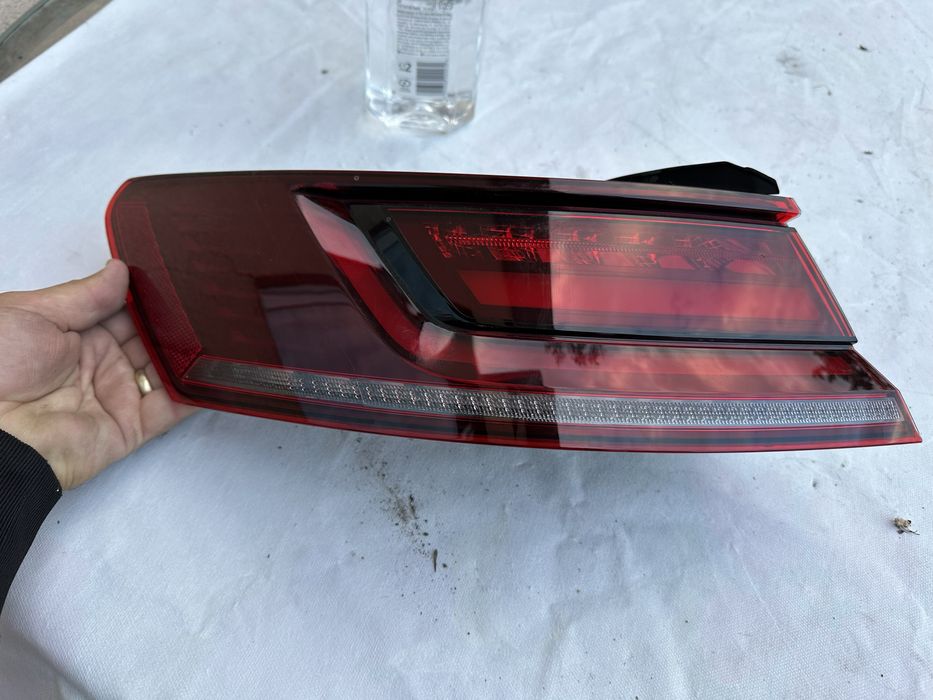 Stop stânga led vw arteon .cod:3g8945207.j.