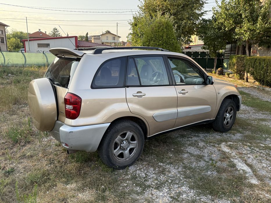 Toyota RAV4 2.4 бензин, автоматик, 4x4, 160 к.с. – 2004 г.