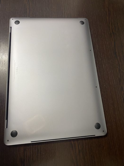 MacBook Pro i9  2019