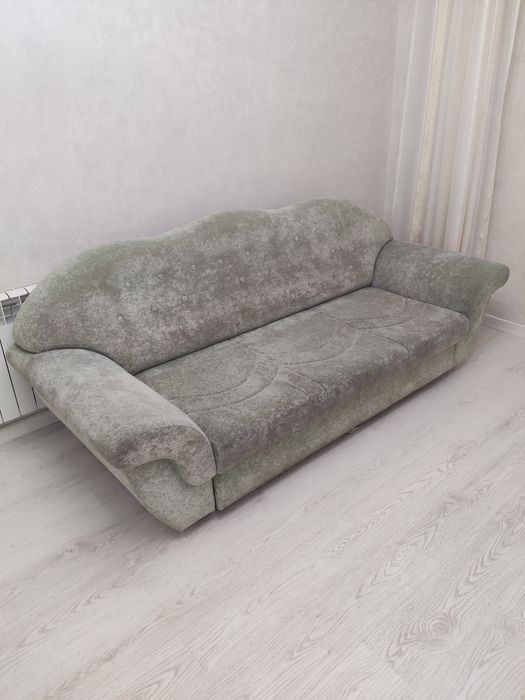 Отдам даром диван и двухспальную кровать