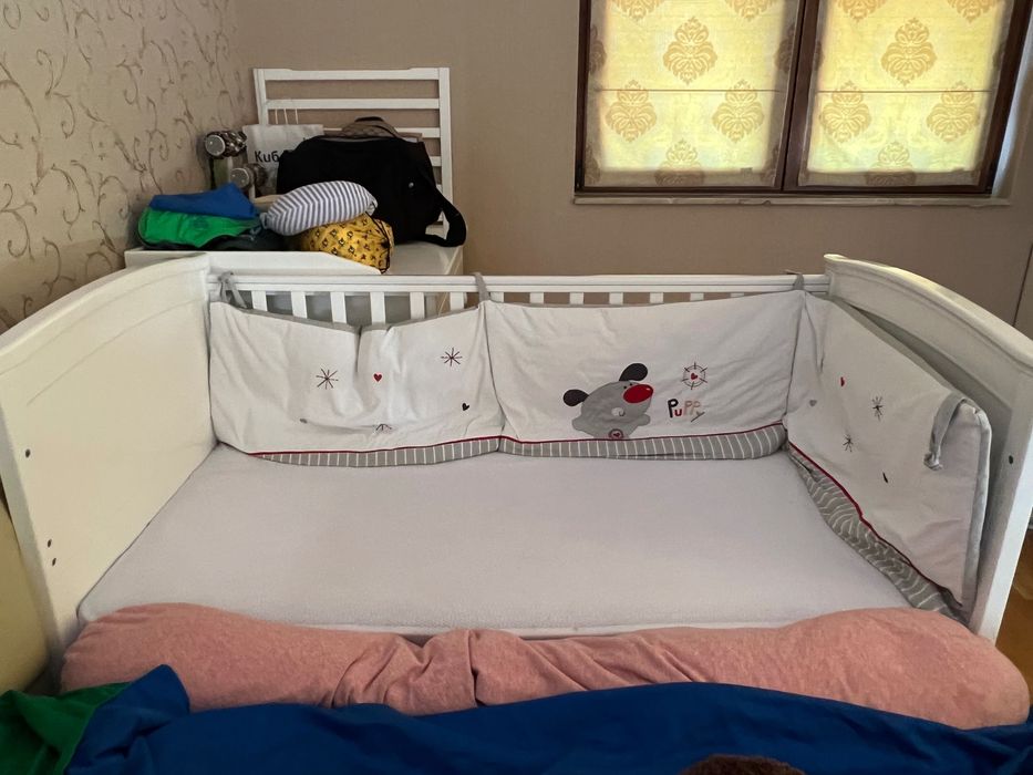 Детска кошара, изработена от бук