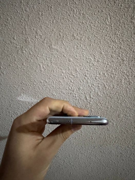 Samsung s20 5g  128г