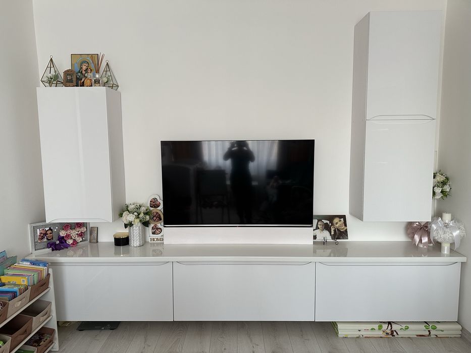 Mobila living MDF alb lucios