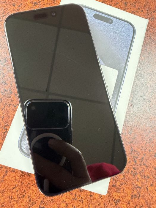 Iphone 15 pro 128 gb