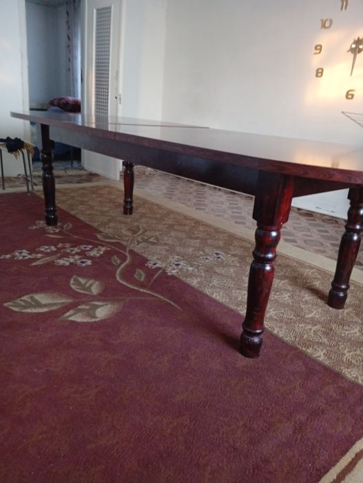 Продам бальшой стол