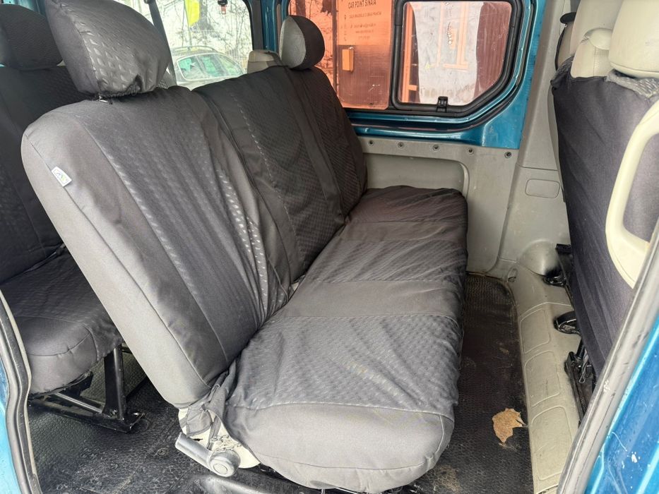 Opel Vivaro 8+1 2.0D 110cp Inm Ro,EURO 5 Acte valabile