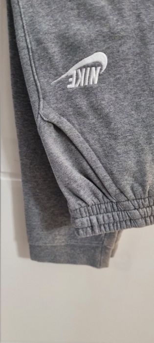 Pantalon Nike gri copii marime L 147-158 cm