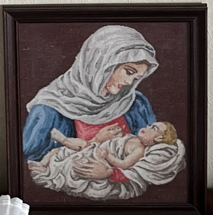 Ръчно шити гоблени с рамки