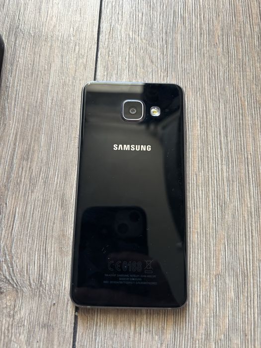 Samsung Galaxy A3 (2016) SM-A310F – Negru – Stare impecabilă / Liber de rețea