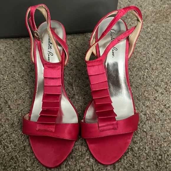 Pantofi , sandale de firma nou la cutie  doar local