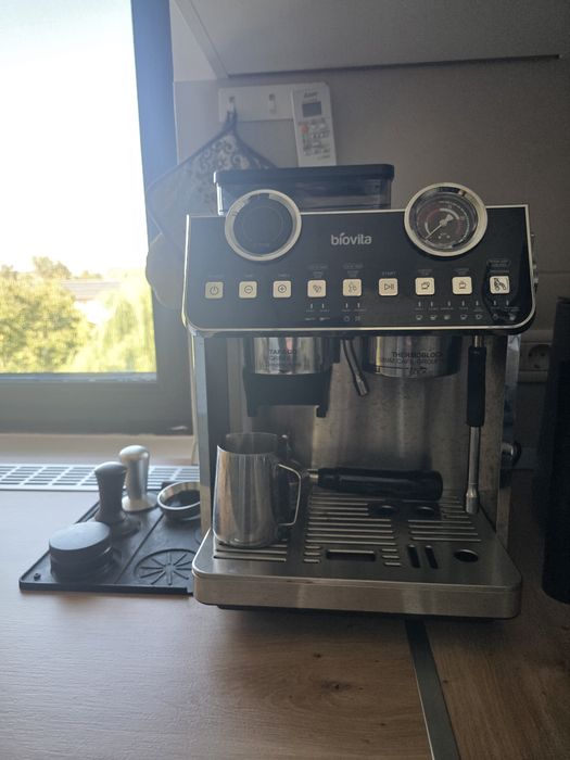 Aparat de cafea PREMIA, 2800 W, 2.5 L, râșnire, 20 bari, timer, carcasă inox, spumare