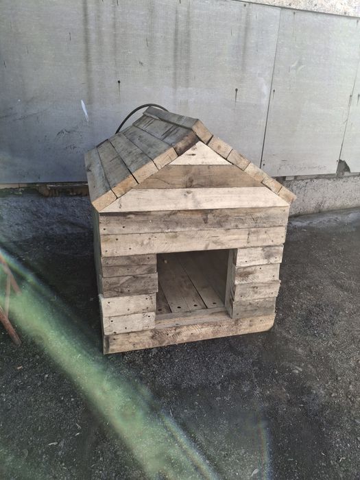 Будка для собак щенят