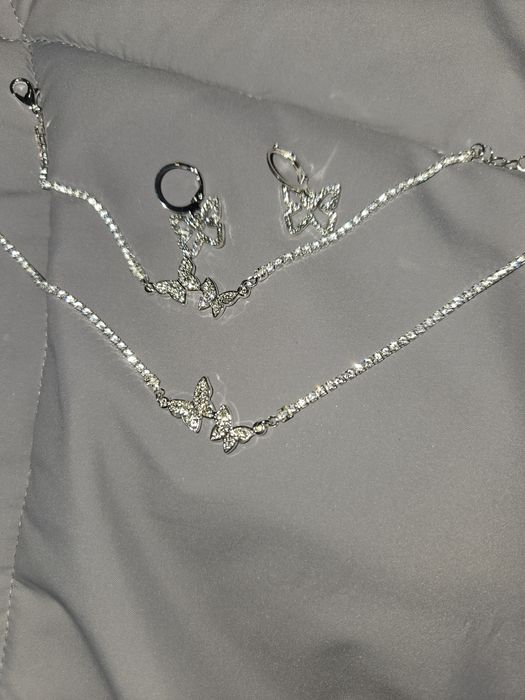 Набор женских украшений