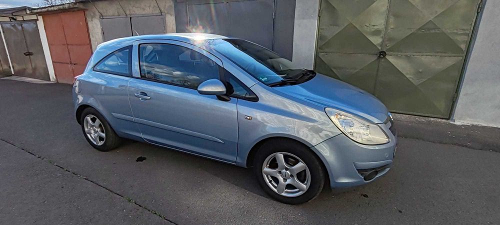 Opel Corsa D 1,2 Benzină, Cutie automată easytronic, înmatriculată RO