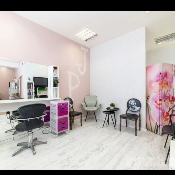 Дава се под наем  в Варна, Базар Левски -  кв.м за 91.8 € - Снимка #2