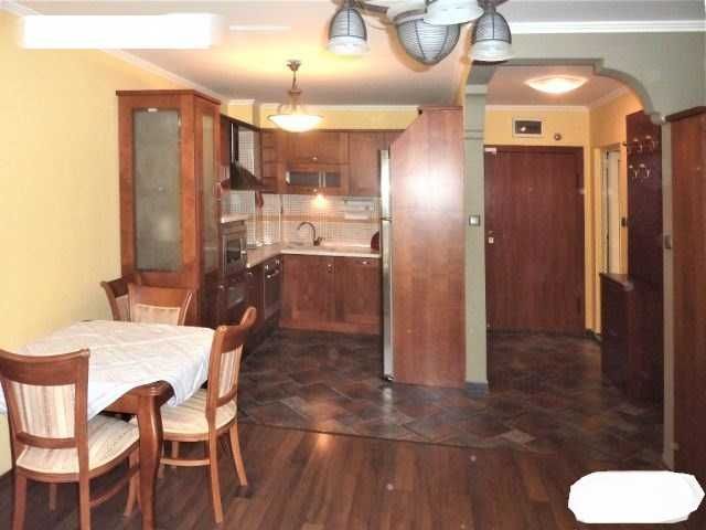 Дава се под наем Двустаен апартамент в Пловдив, Мараша - 68 кв.м за 408 € - Снимка #2