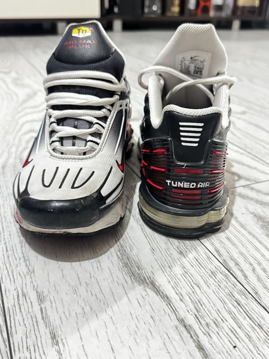 Adidasi Adidas si Nike