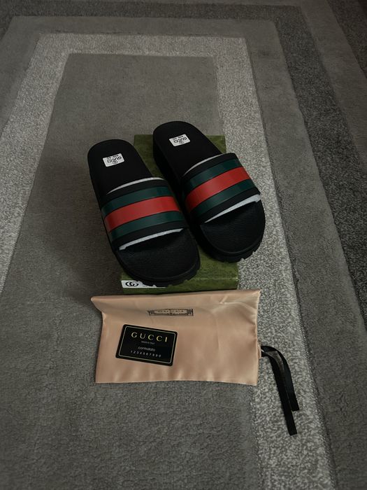 Gucci slides pentru vara