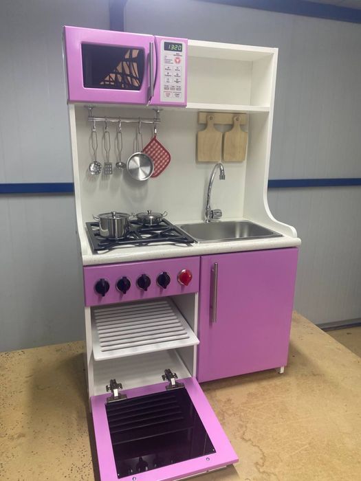 Детская игровая  кухня