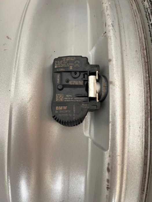 4 броя оригинални джанти за БМВ F30, 17 цола