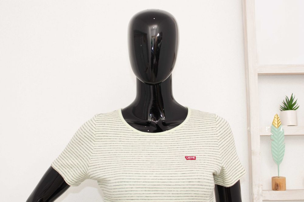 Levi's оригинална дамска тениска рипс зелено райе лого S