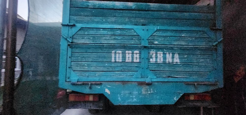 Zil sotiladi yuradi