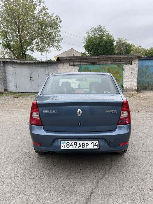 Renault Logan 2013