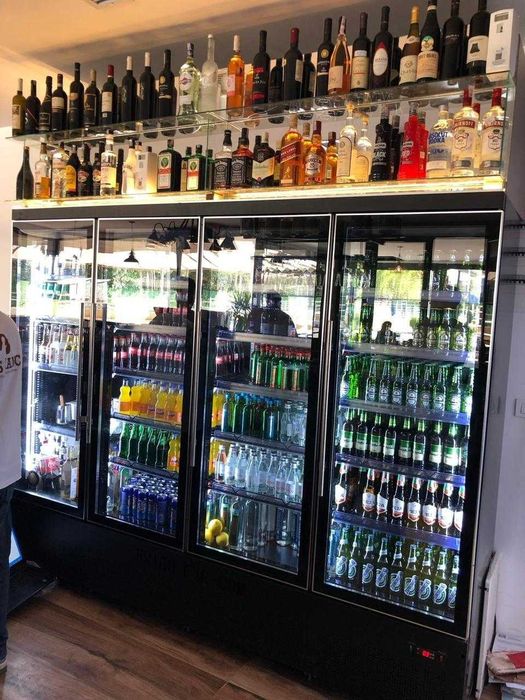 Vitrina verticala refrigerare cu 3 usi Full Glass / 168 cm / STOC  NOU