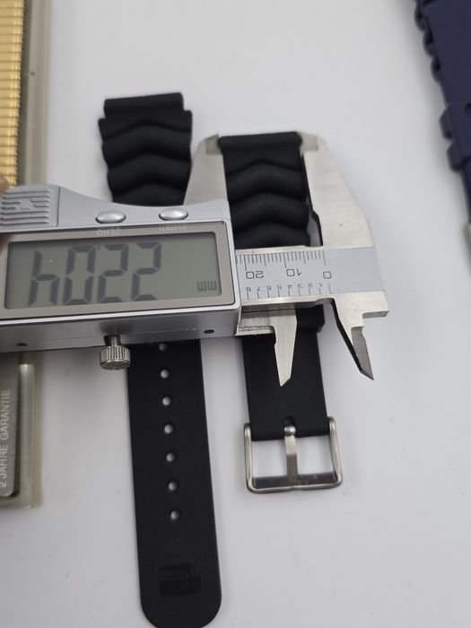 Bratara elastică ceas