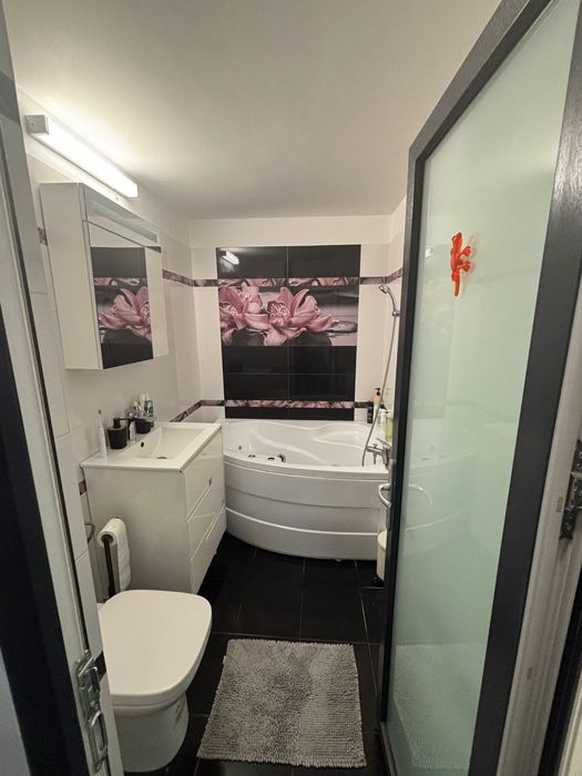 Apartament 2 camere se vinde complet mobilat