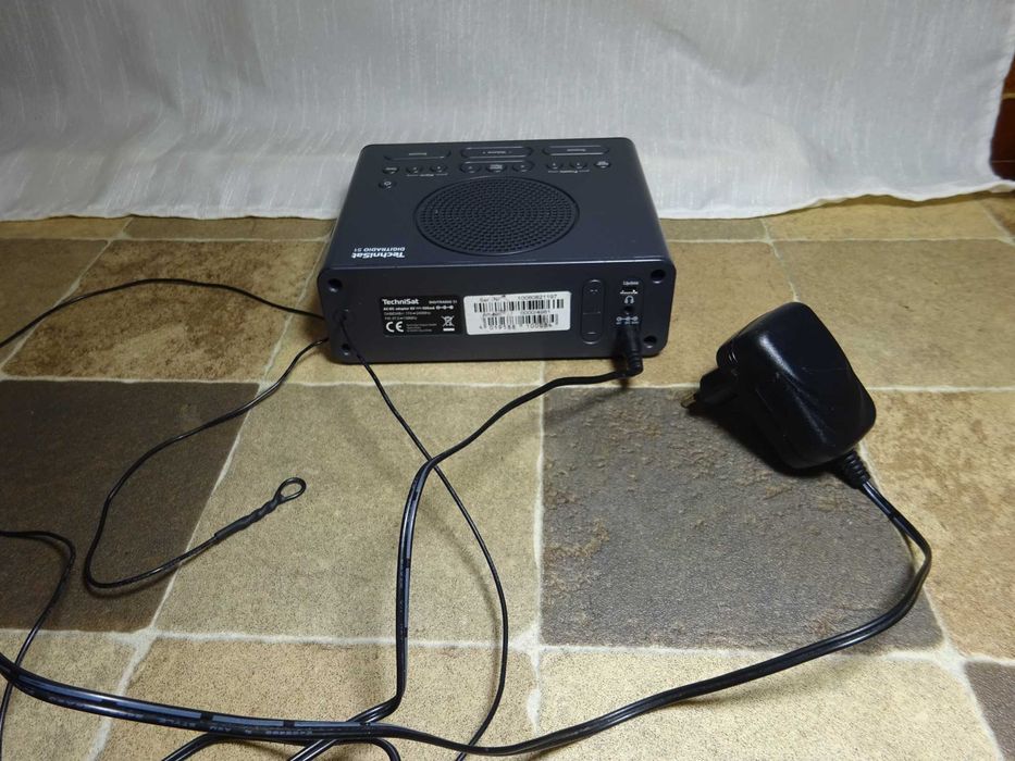 Aparat radio cu ceas technisat Digitradio 51