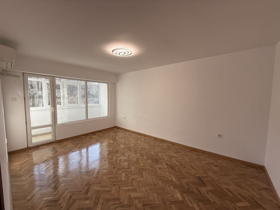 Двустаен разширен Здравец Изток