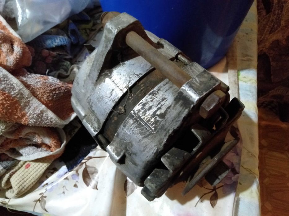 Генераторы тракторные, автомобильные