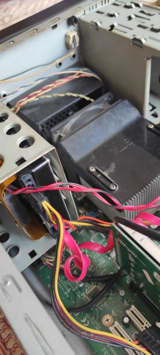 Продаю компьютер стационарный...