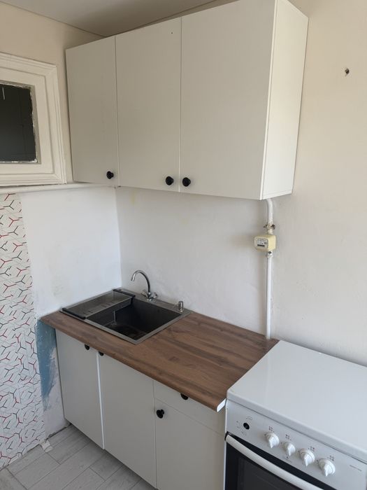Продам гарнитур кухони