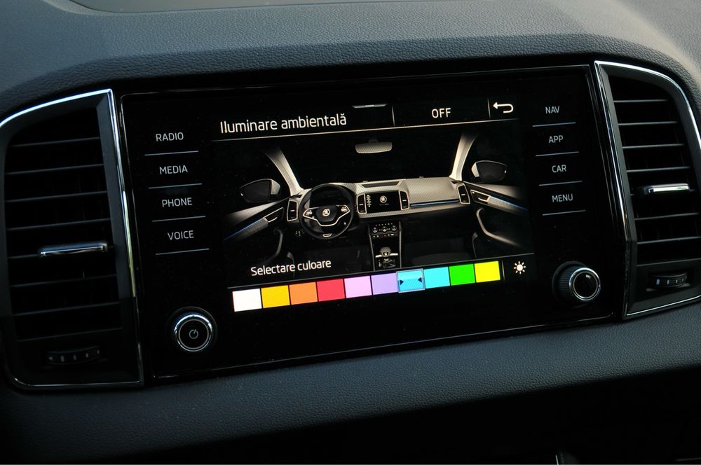 Vand Skoda Karoq an fab 2022, motor 2.0 TDI, Automat