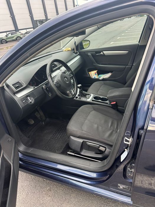 VOLKSWAGEN Passat 2012 — imagine 2