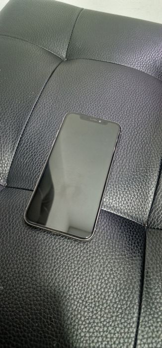 IPhone x 4/256.     .