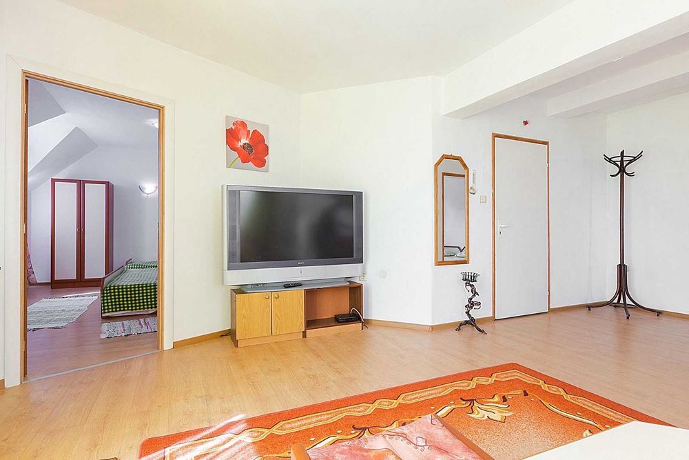 Продава се Тристаен апартамент в с. Равда, Област Бургас - 98 кв.м за 1939 €/кв.м - Снимка #1