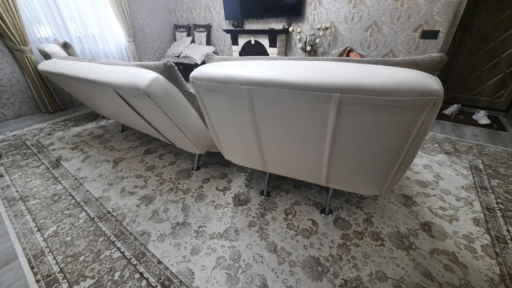 Продам диваны 3 шт