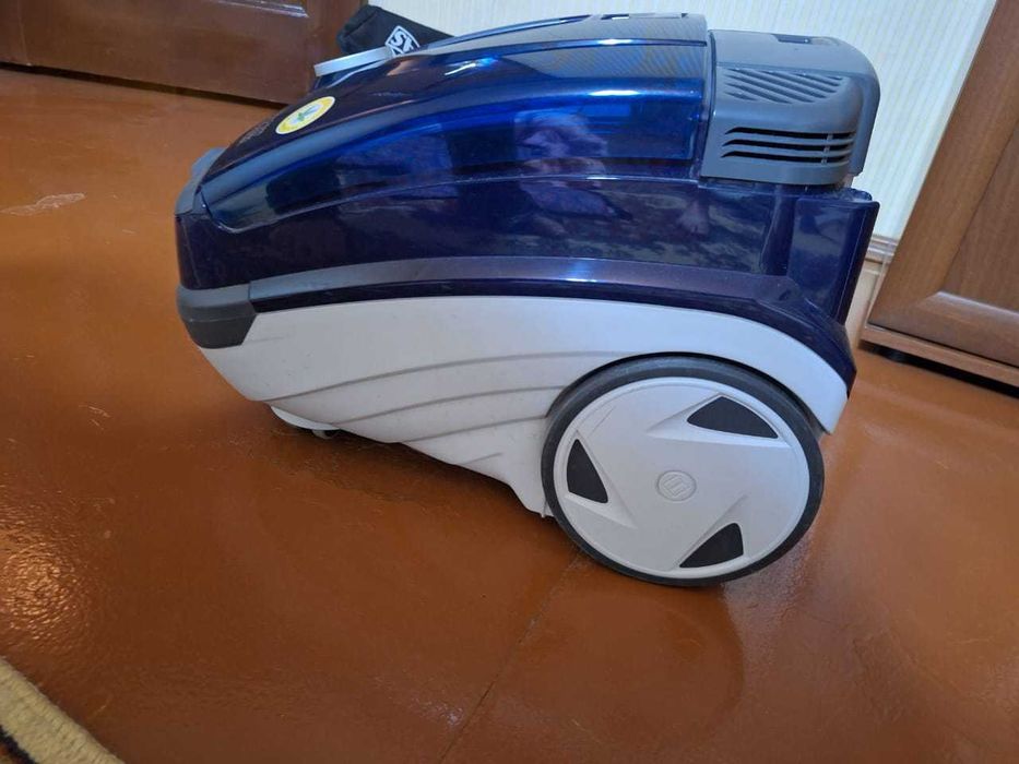 Моющий пылесос Thomas