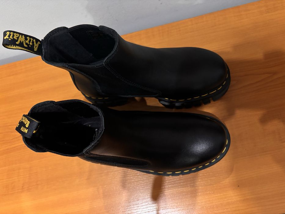 Dr. Martens Боти Chelsea в Черно