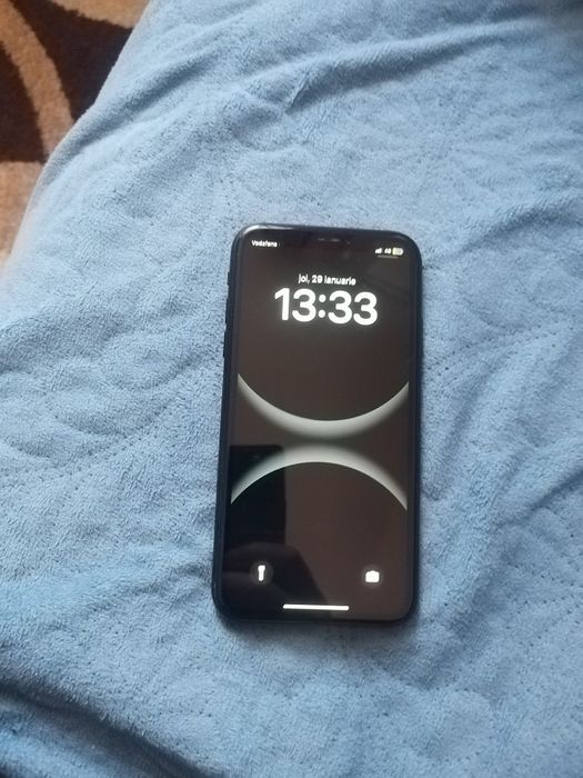 vand iphone xr in stare impecabila