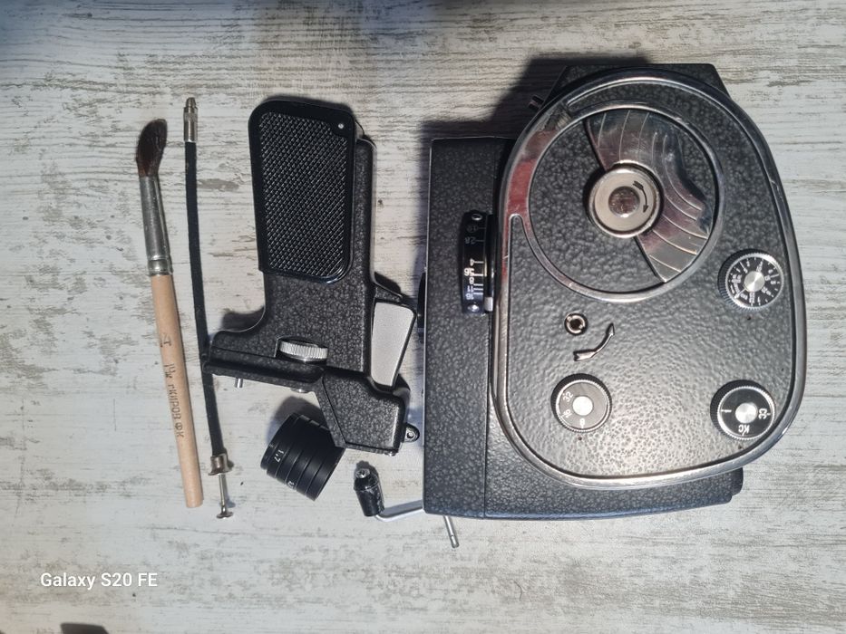 Продавам Стара руска камера