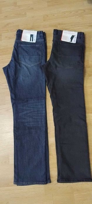 Blugi grosi vatuiti barbati ,marime L/50 ,cu eticheta
