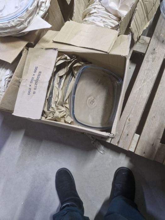 Продам крышки стекло ,разные