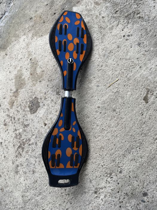 Vand waveboard merge foarte bine