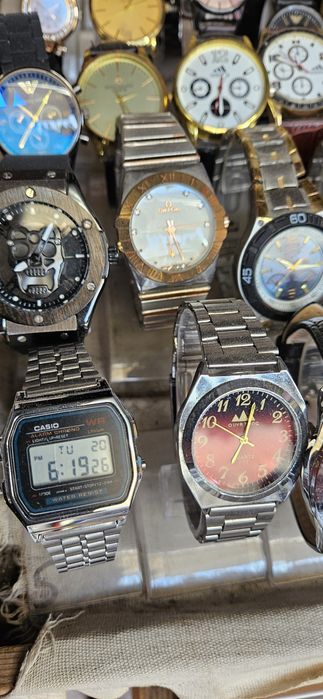 Подставки на часы