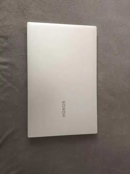 Laptop HONOR MagicBook Pro