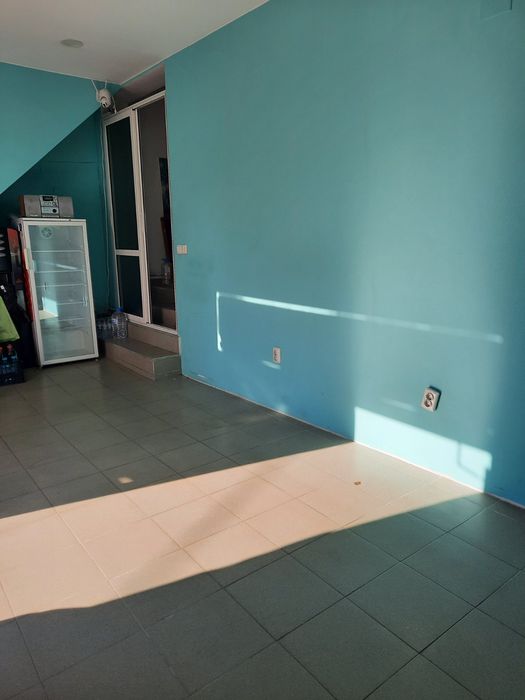 Дава помещение под наем